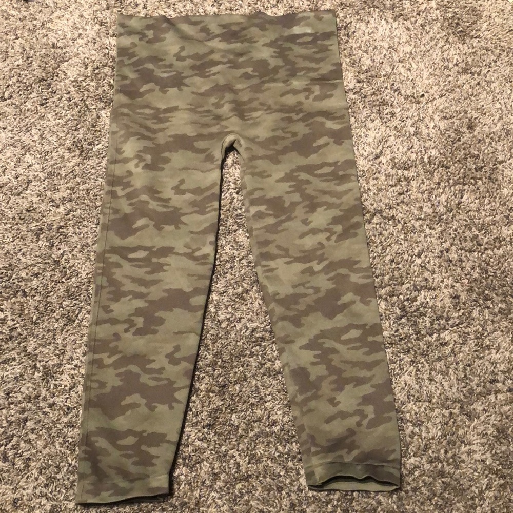 SPANX Camo leggings